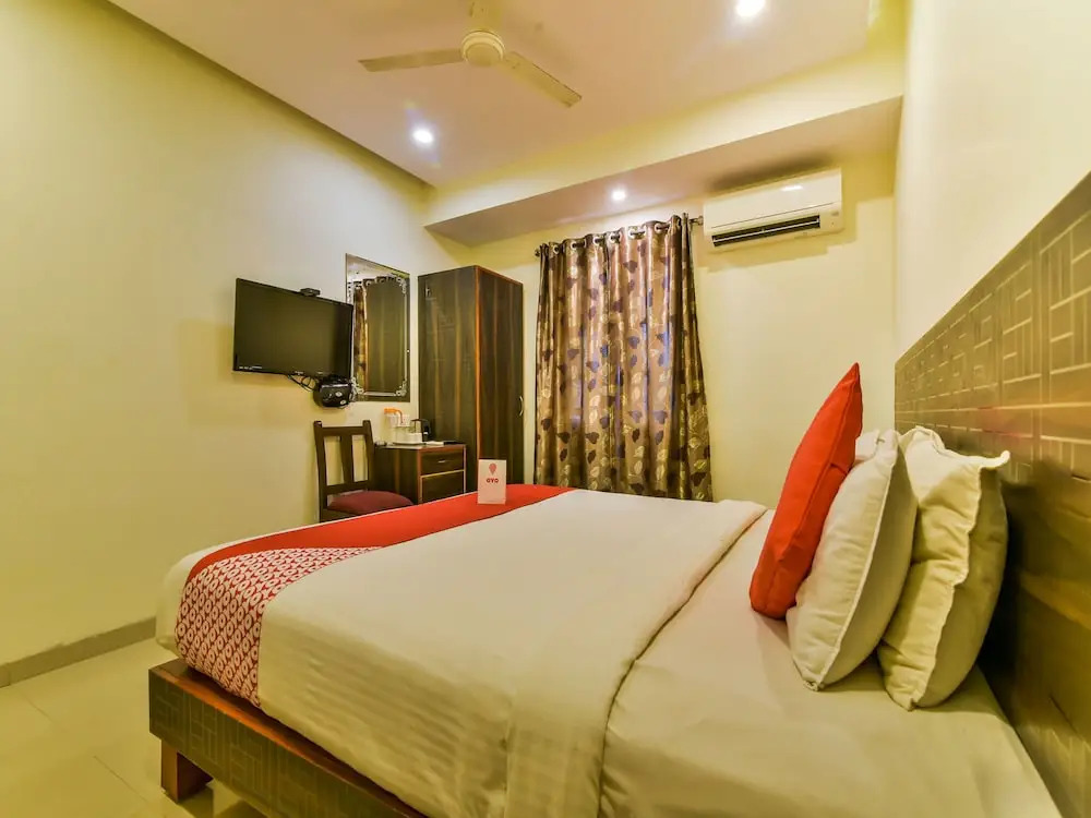 OYO 14532 Hotel Avisha Residency