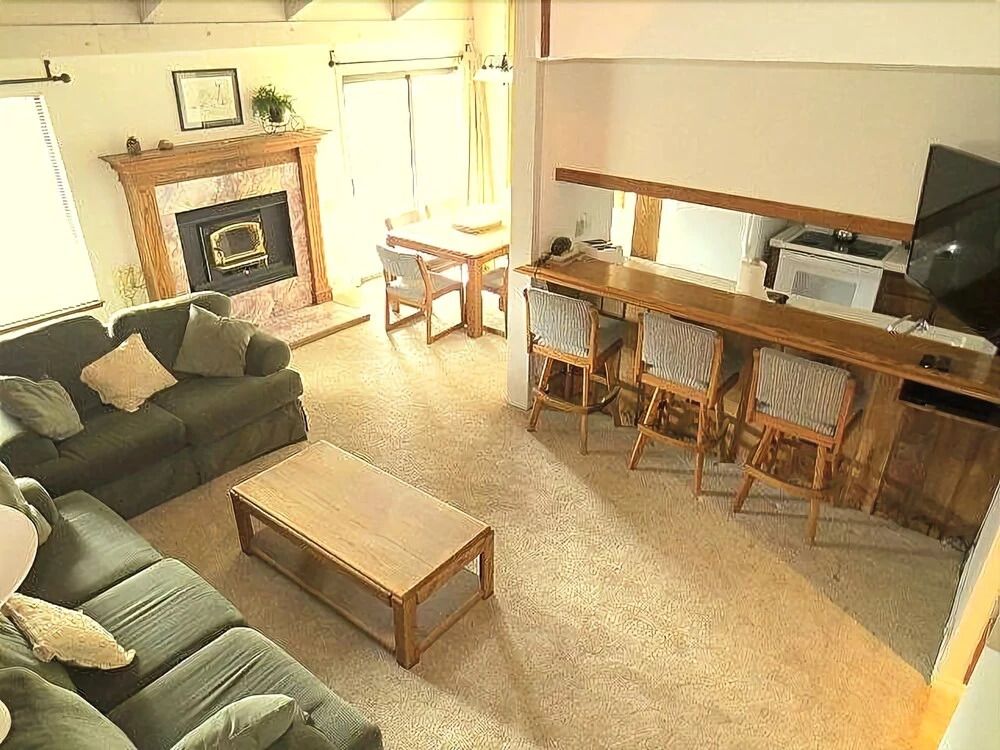 142 Premium Condo