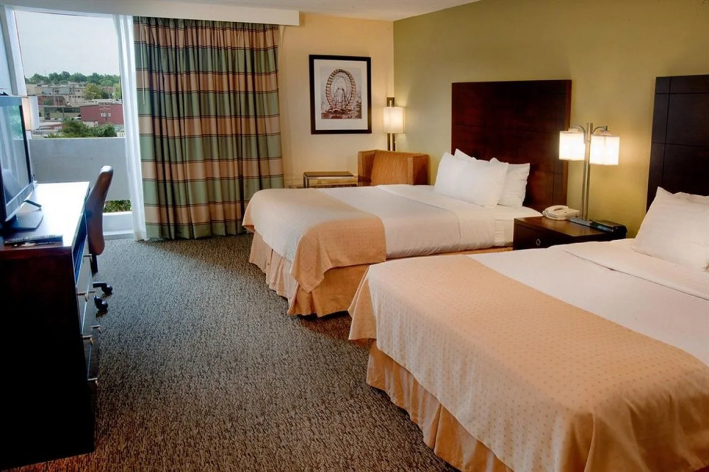 Drury Inn & Suites St. Louis Forest Park