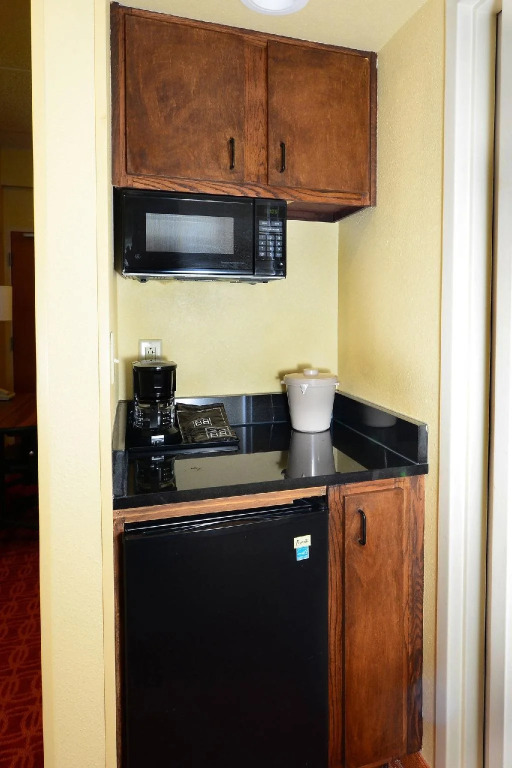 Fairfield Inn and Suites by Marriott Winston Salem/Hanes