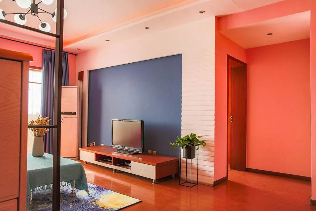 Henan Kaifeng·Gulou Square· Locals Apartment 00138460