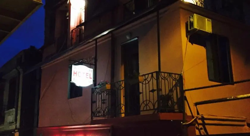 Guest House Come In