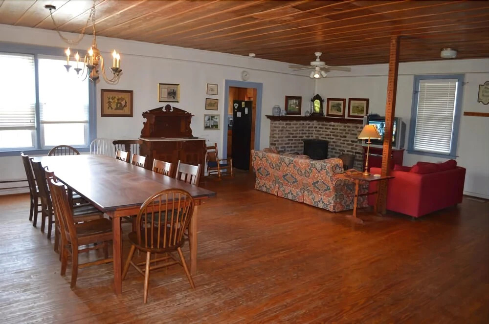 Ellerbe C - 5 Br Home