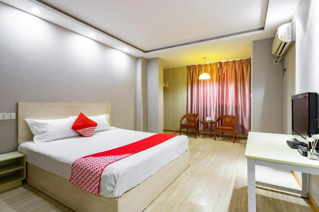 The Peach Blossom Island Hotel in OYO Danyang