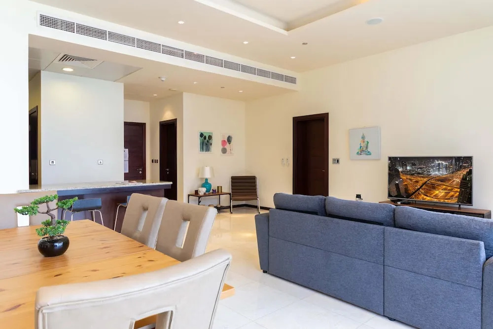 Tiara Residence - Ruby