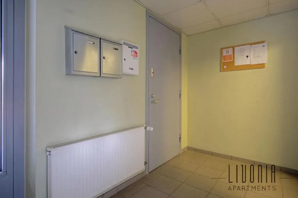 Bright studio with FREE PARKING and SELF CHECK-IN