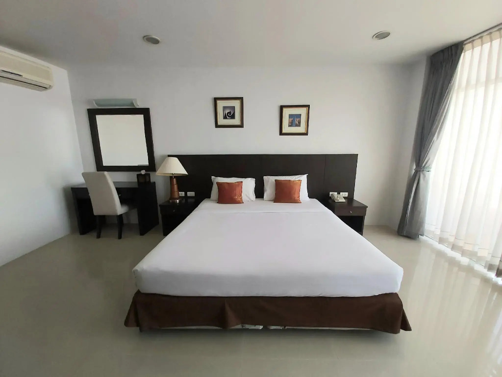 Ampo Residence