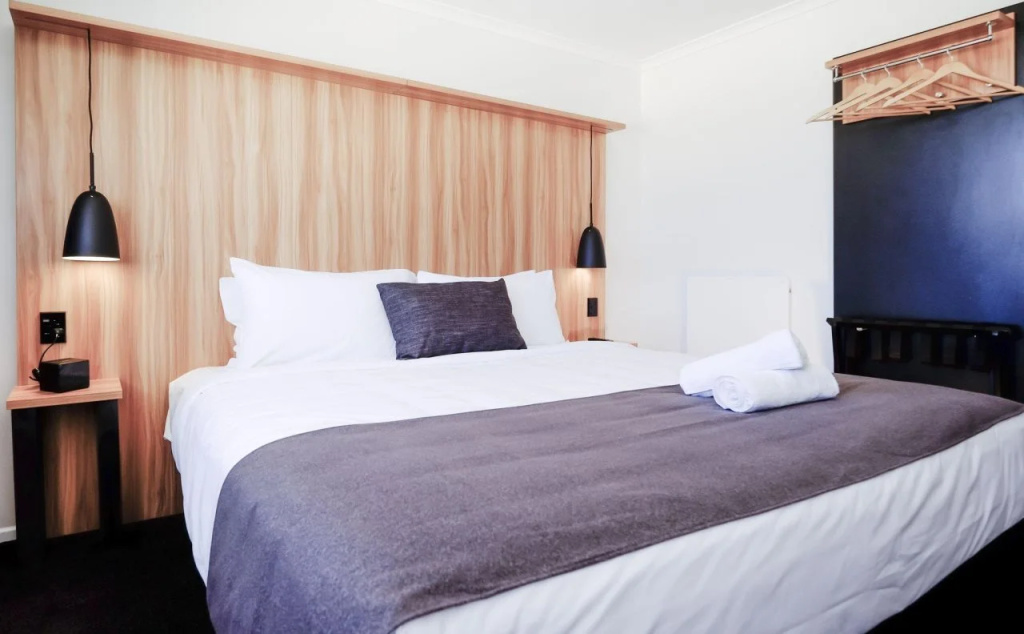 No. 9 Hotel