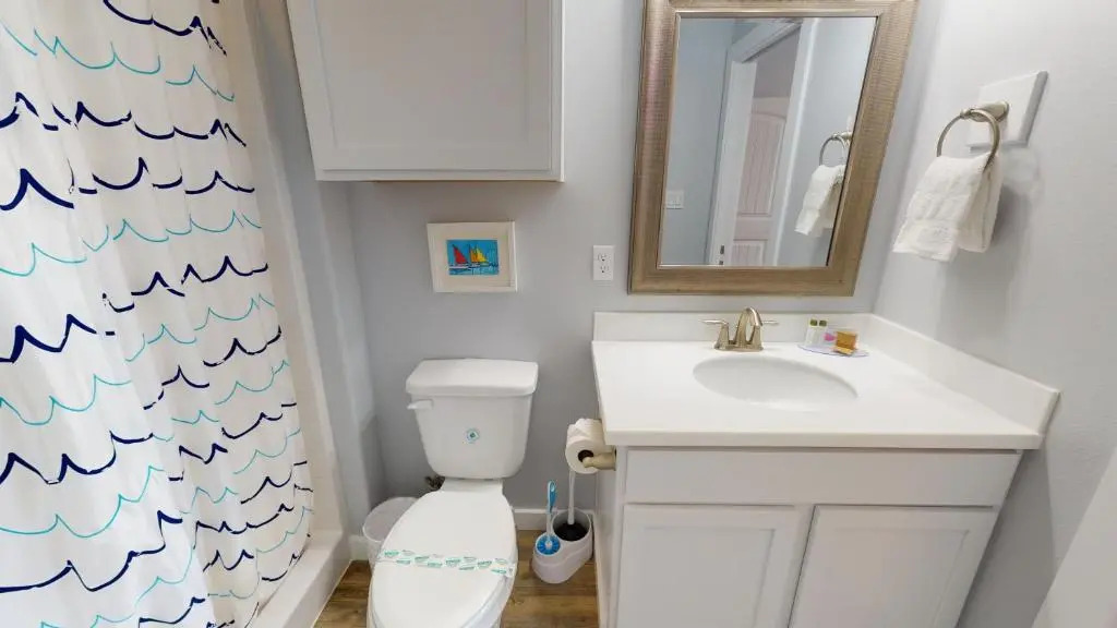 BC507 Beautiful Townhome, Heated Pool with Water Slide, Close to Beach
