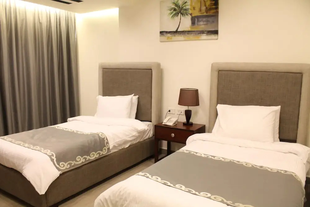 Raouche Rock Suites