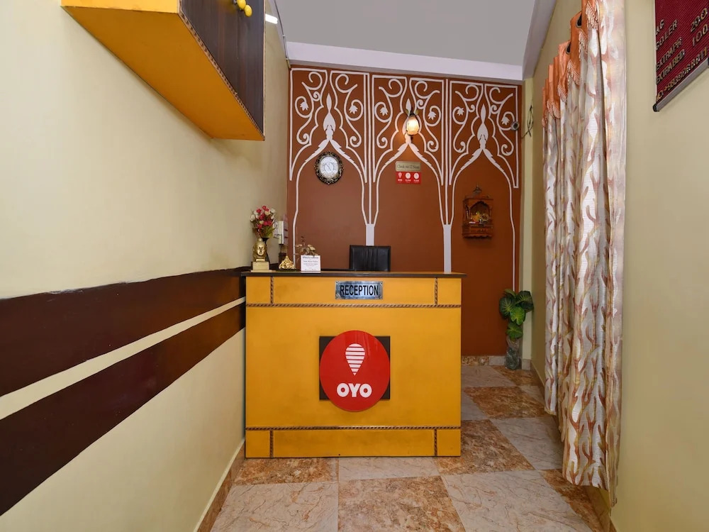 Oyo 14888 Aanvi Palace