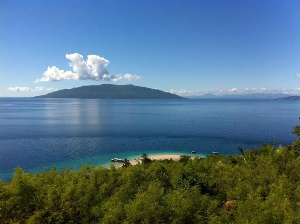 Tsara Komba Lodge