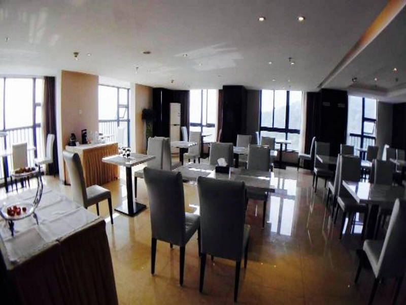 Lavande Hotel Wuhan University Branch