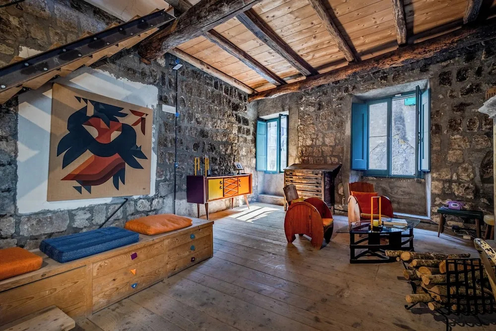 Inter Artes Prestige House and Luxury Suite