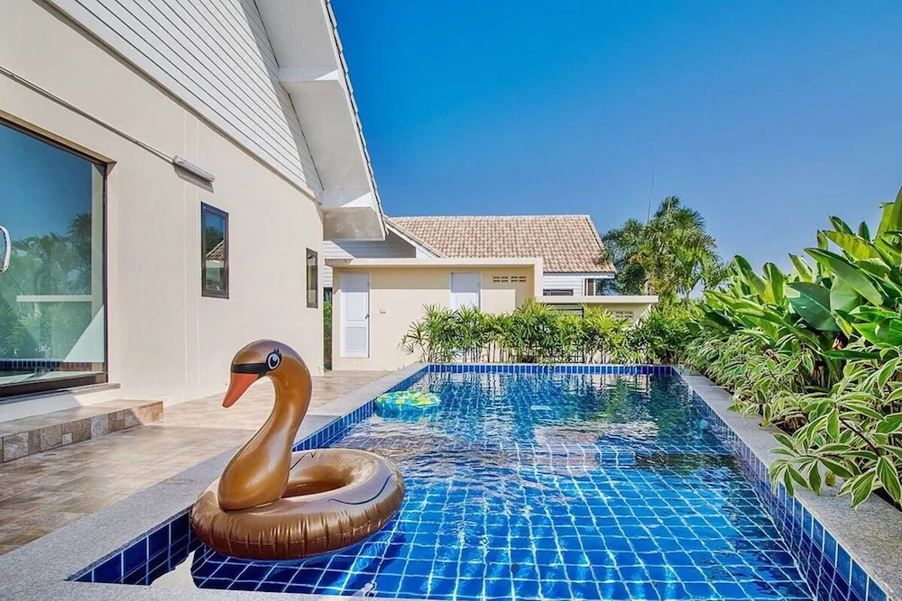 Great Green D Pool Villa