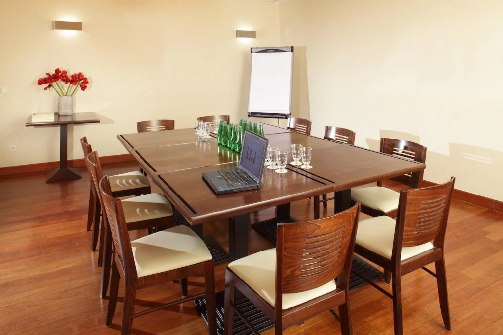 Ascot Premium Hotel