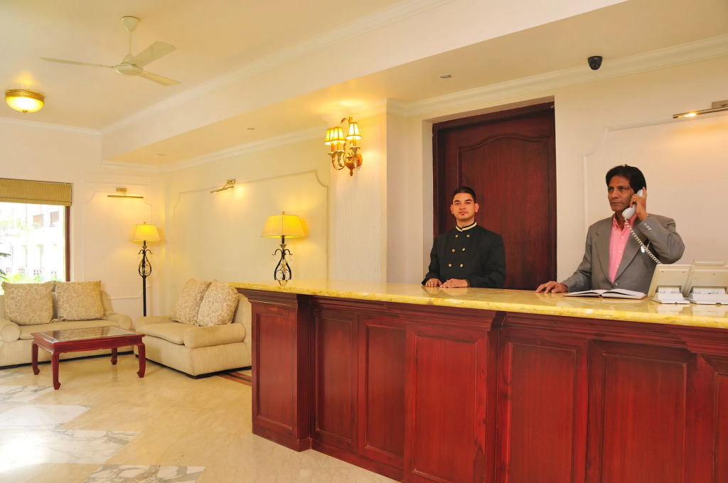 Le ROI Corbett Resort