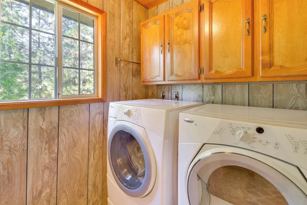 Play Golf & Unwind! Pine Mountain Lake Family Home
