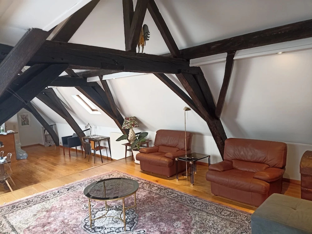 Quiet Duplex of 120 sqm in Historical Center