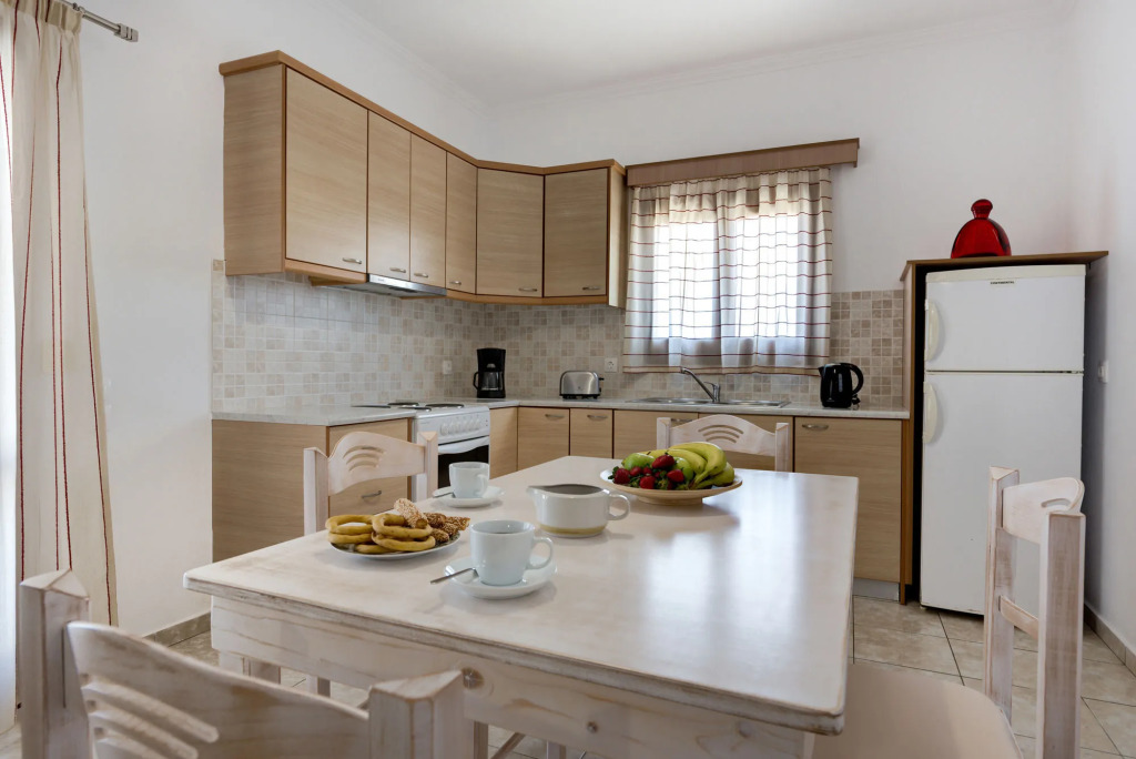Akrotiri Apartments