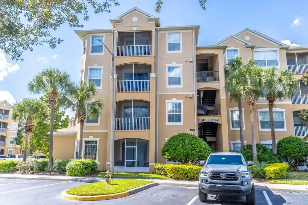 2788 Windsor Hills