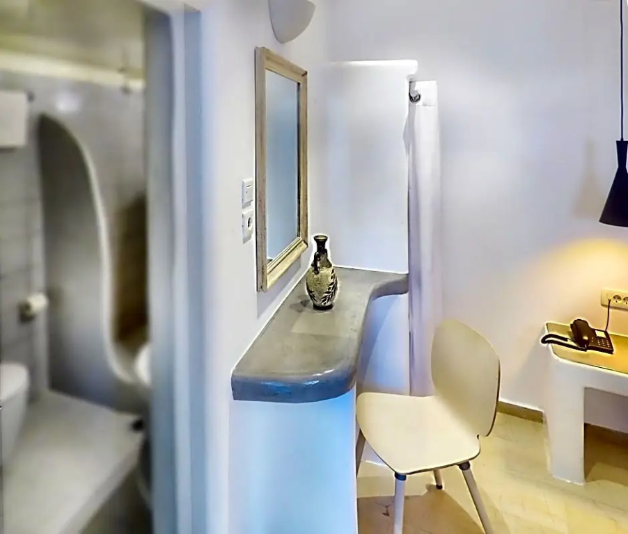Tataki Hotel