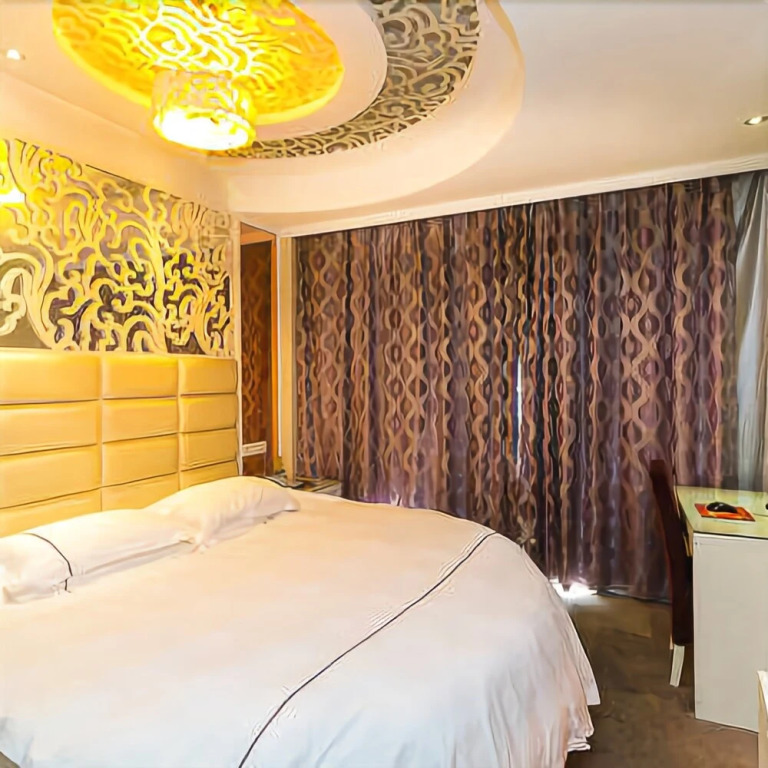 Yiwu Veines Hotel