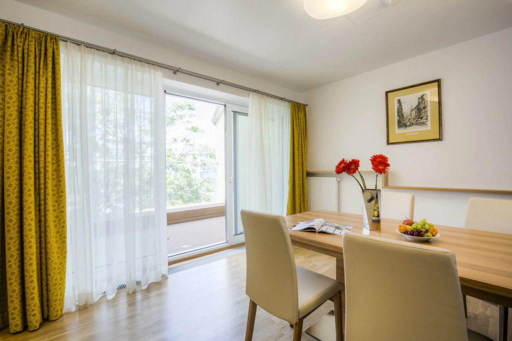 Vienna Grand Apartments City