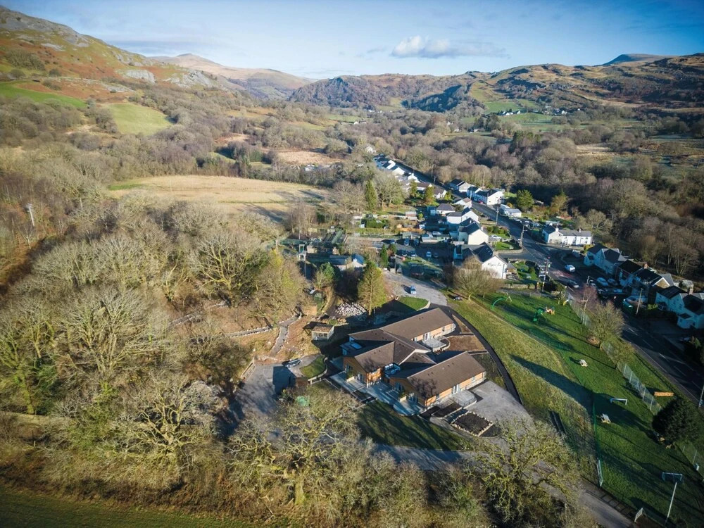 Suite 7 - Sleeping Giant Hotel - PEN Y CAE Inn