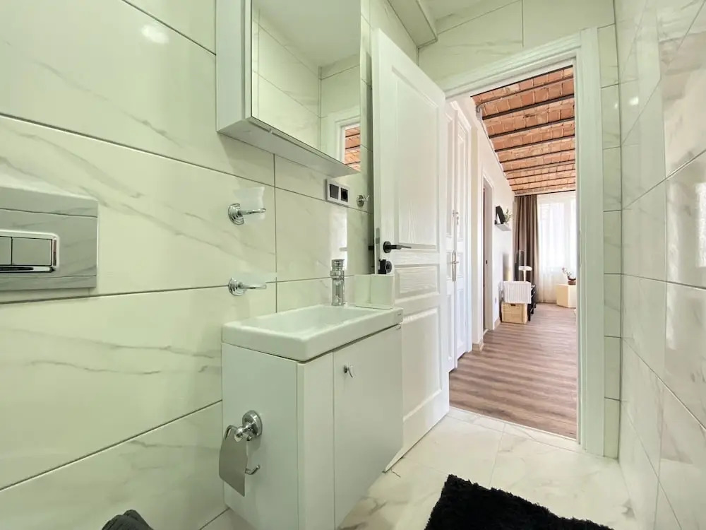 Flat w City View Near Galata Tower in Istiklal Ave