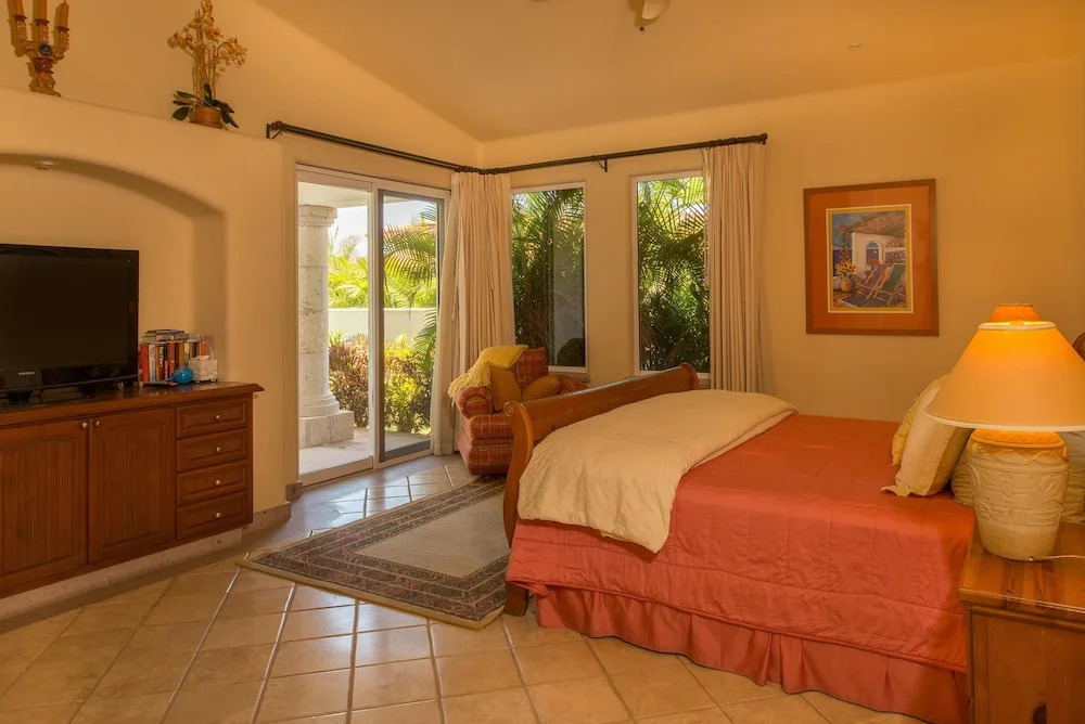 Gorgeous Villa on 5th Fairway of Palmilla Golf Course - Villa Nobel
