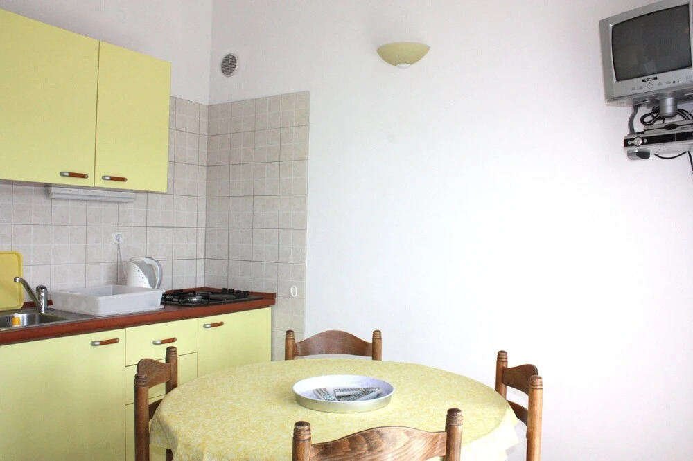 Apartments Viz Pag