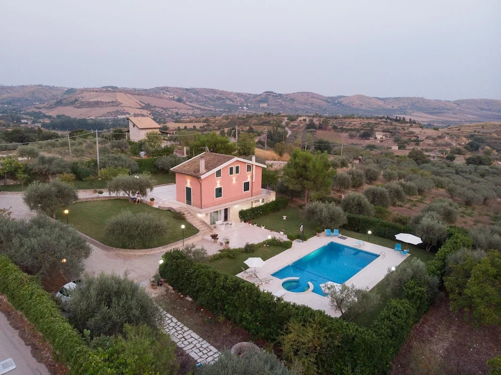 Villa Calaforno