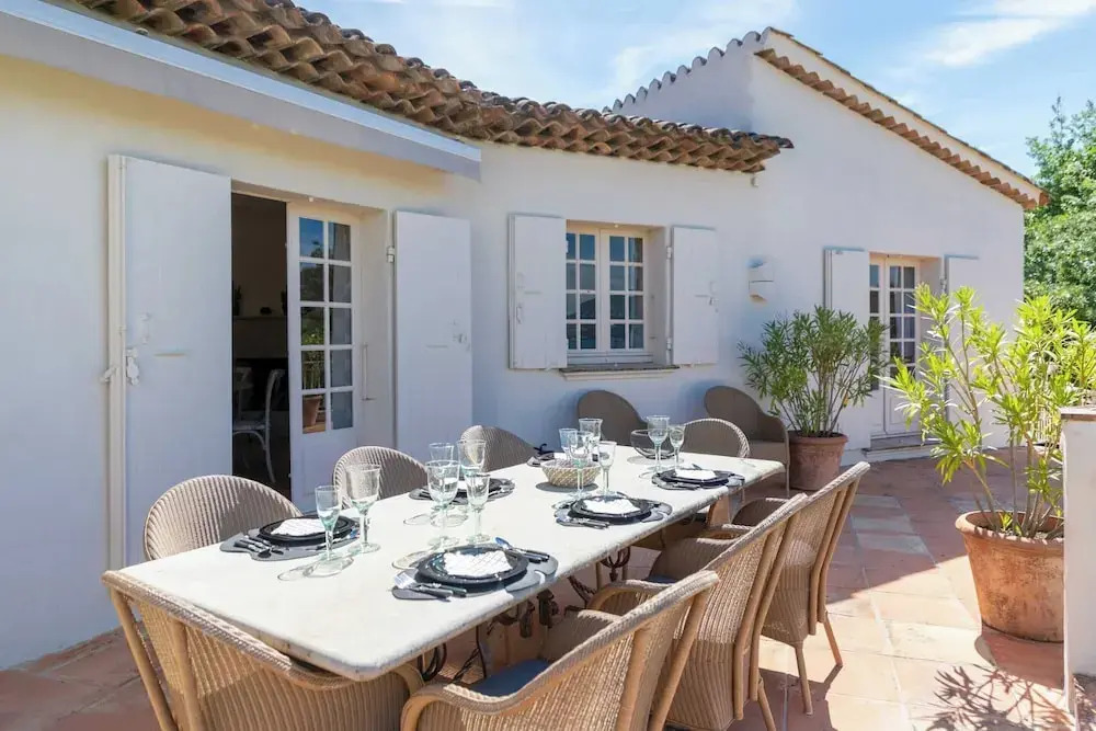 Magnificent House With Swimming Pool - 5br/10p - Gassin