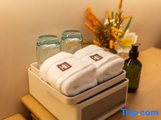 HiFashion Hotel