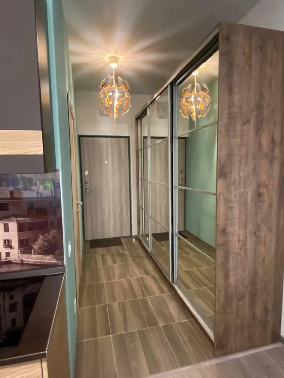 Bright studio apartment