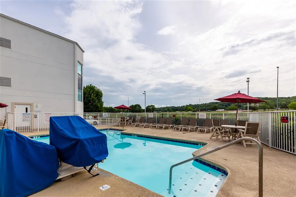 Motel 6 St Louis South