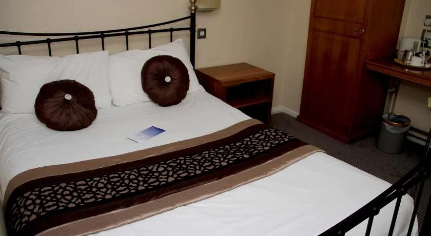 Lydiard Park Hotel