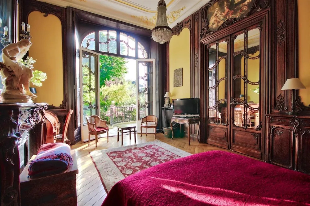Luxury apartment - garden access Monceau