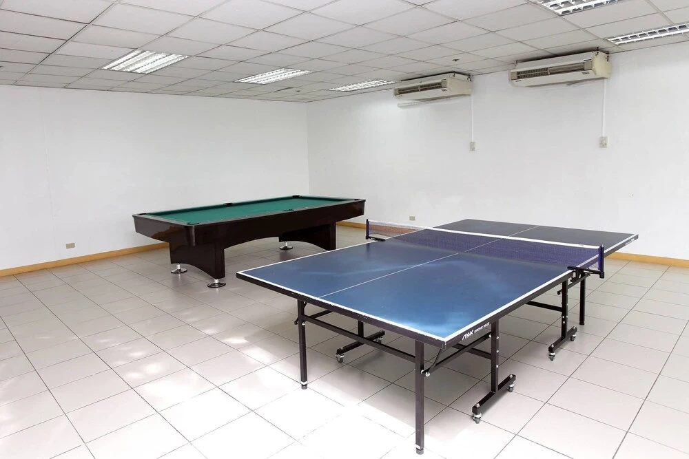 1 Br Robinsons Place Manila Rpr4