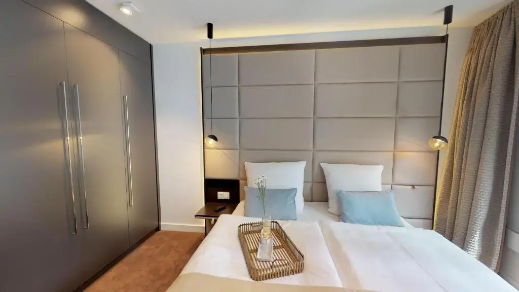 White Pearl Apartment 3.04