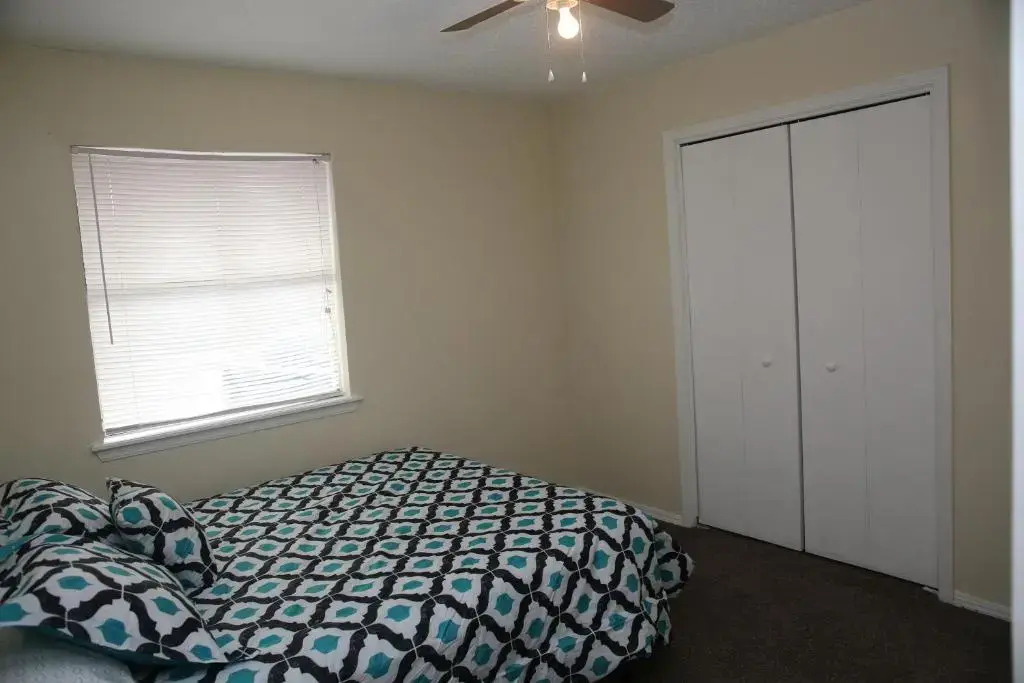 2 bed/ 1 bath next to Ft. Sill