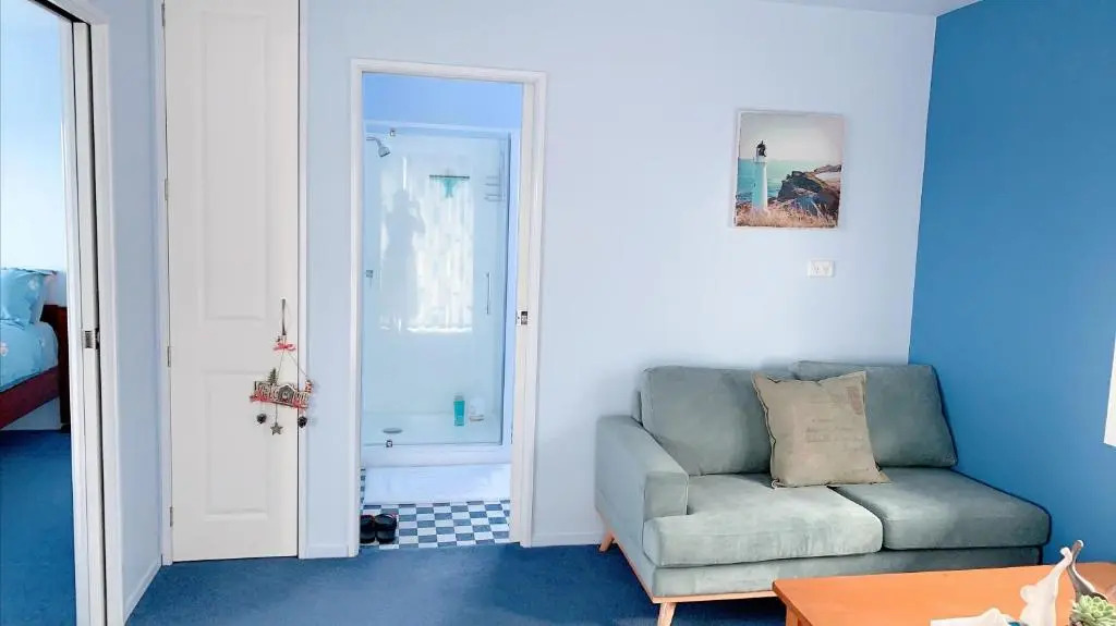 Panoramic View Apartment Without a Kitchen