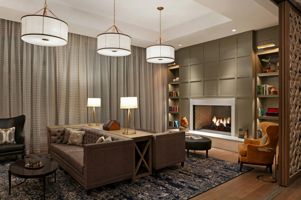 The Harpeth Franklin Downtown, Curio Collection by Hilton