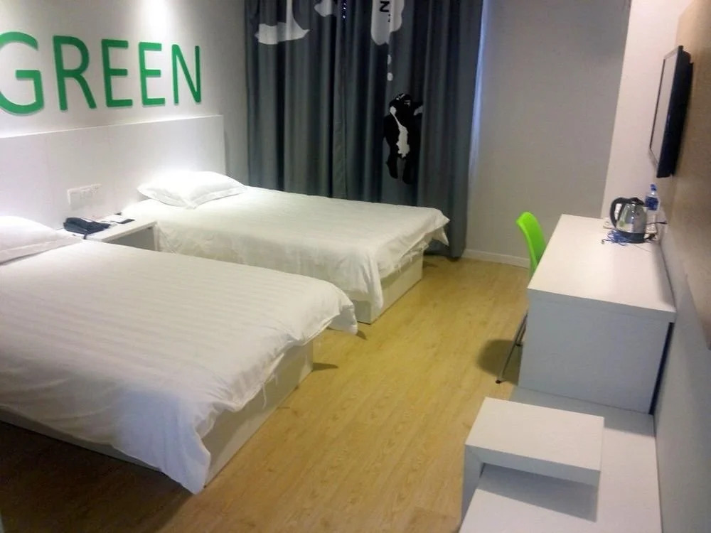 Motel 168