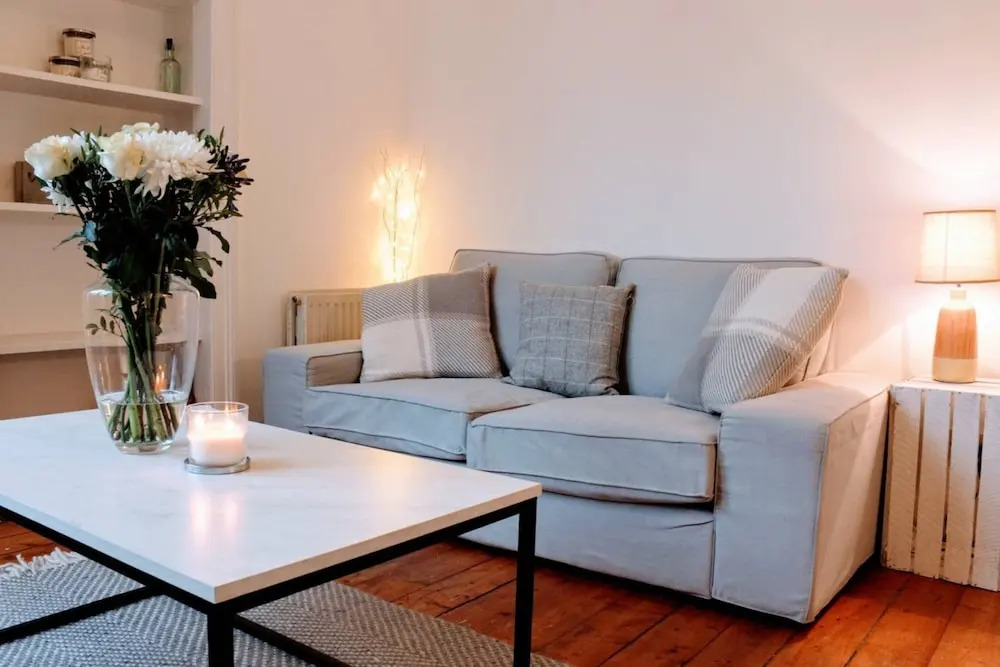 1 Bedroom Apartment Near Arthurs Seat