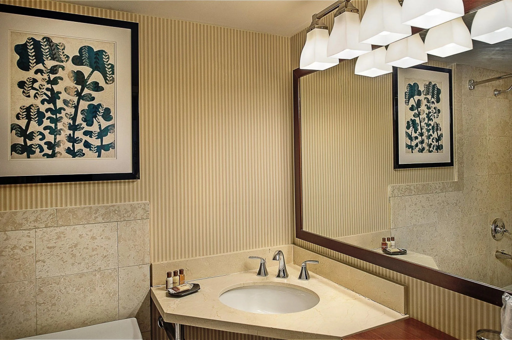 Sheraton Westport Chalet Hotel St. Louis