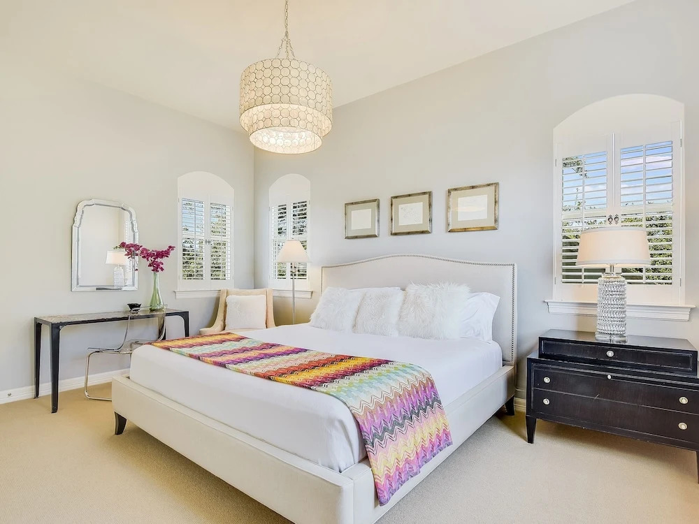 The Arrive Harmony On Lake Austin 5 Bedroom Estate