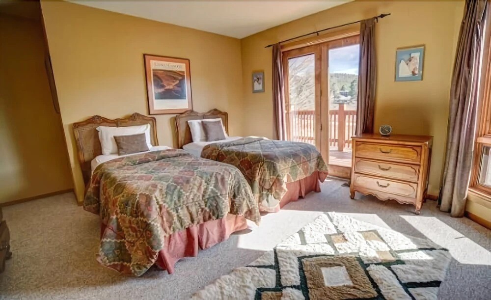Espey - 4 Br Home