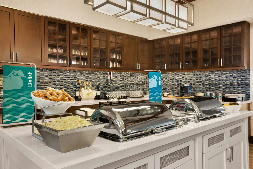 Homewood Suites by Hilton Kansas City Airport